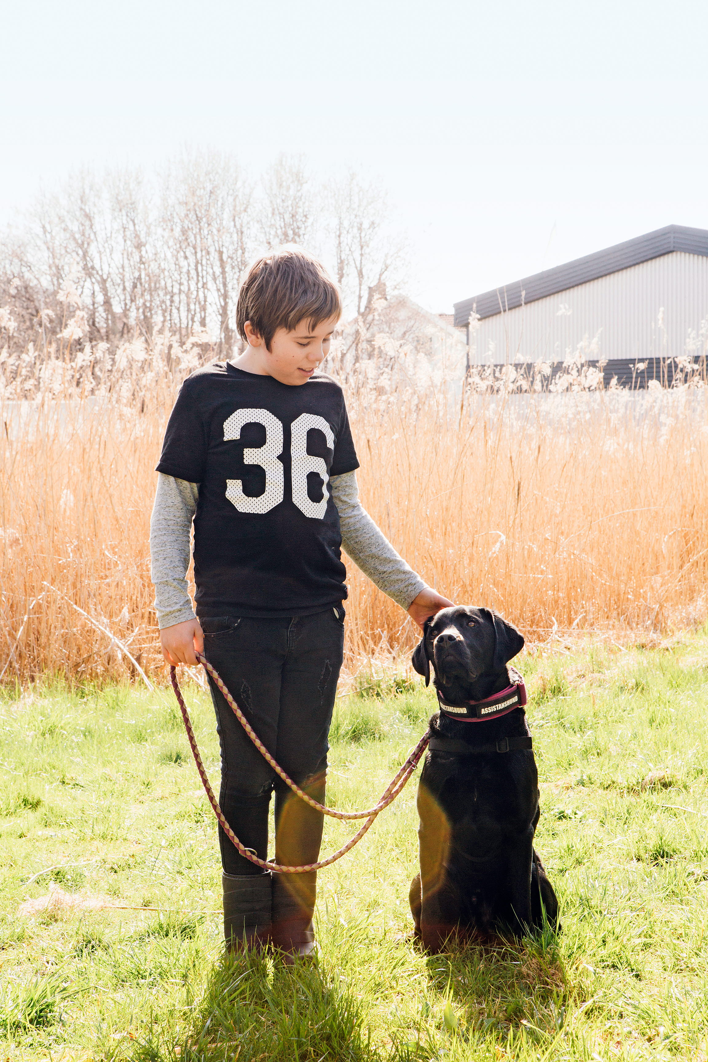 Douglas och assistanshunden Rocky